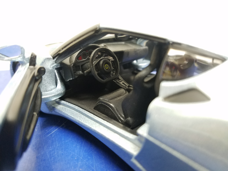 Illustration for article titled 1:24 Lotus Evora S by Bburago
